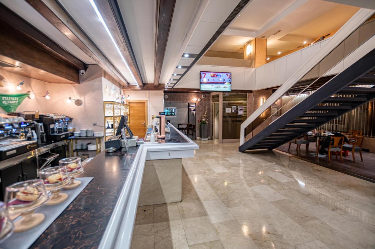 Hotel Castilla Vieja Palencia Ngoại thất bức ảnh