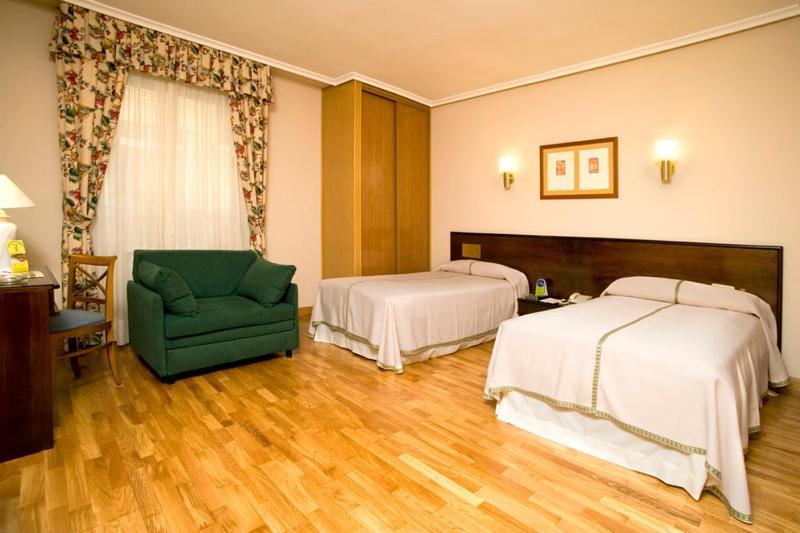 Hotel Castilla Vieja Palencia Phòng bức ảnh